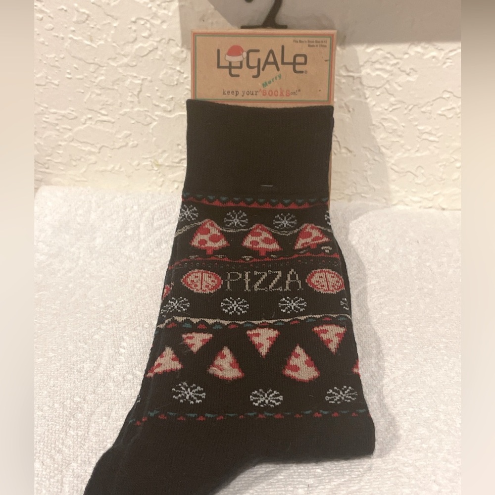PIZZA SOCKS!! Le Gale “Pizza On Earth” Holiday Novelty Crew Socks- new in pkg